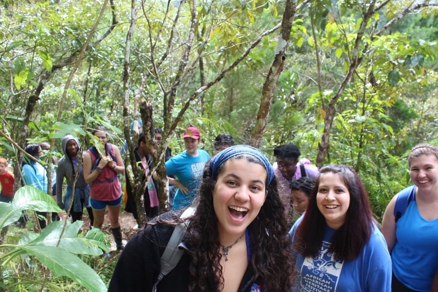 Group of students in jungle in Nicaragua